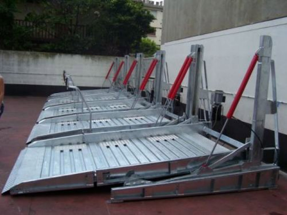 升降車庫04俯仰式簡易升降機械立體停車應用展示.jpg