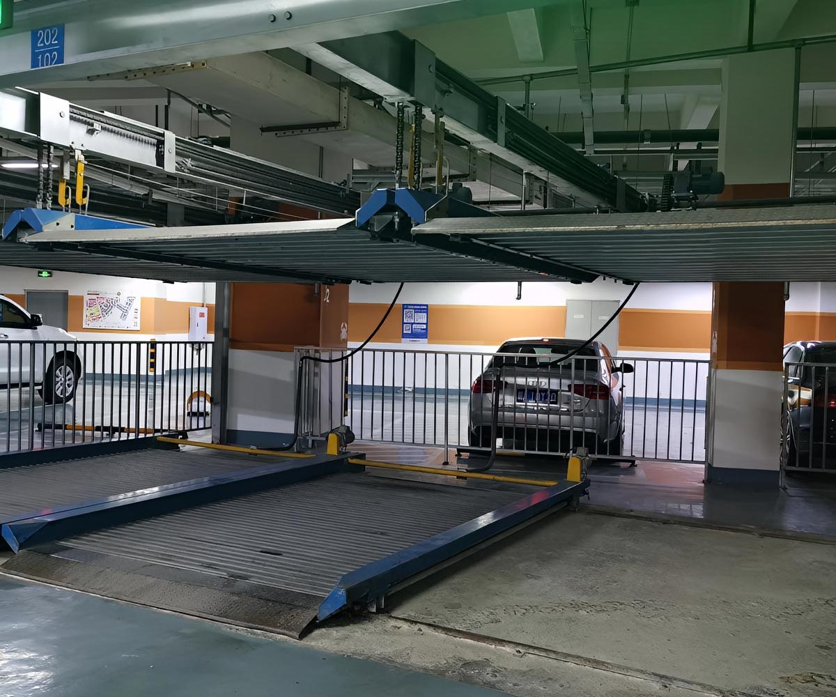 立體車庫租賃新趨勢四柱式機(jī)械停車場的全面解析